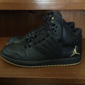 Air Jordan 1 Flight 4